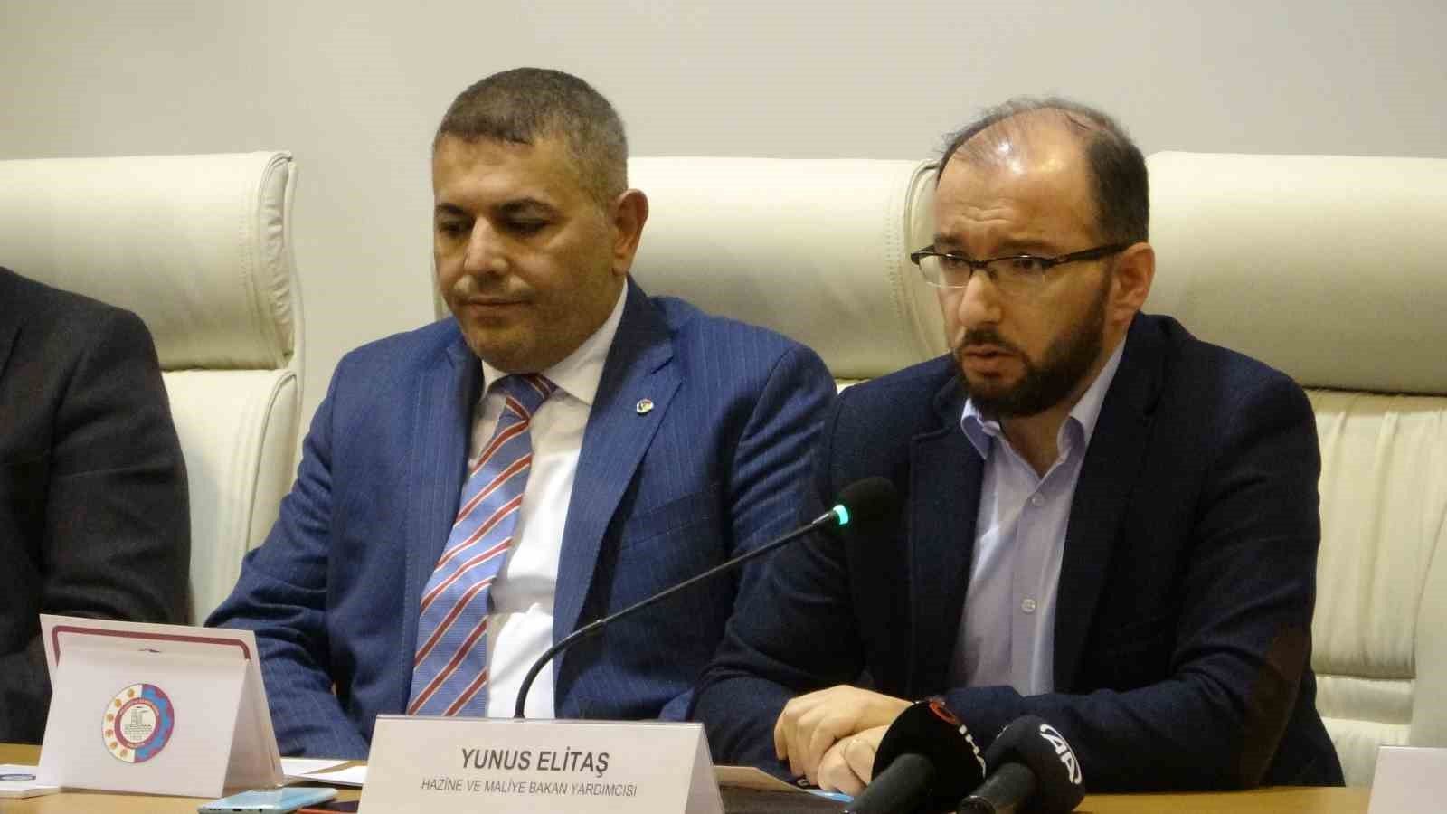 BAKAN YARDIMCISI ELİTAŞ MALATYA’DA İSTİŞARE TOPLANTISIN KATILDI