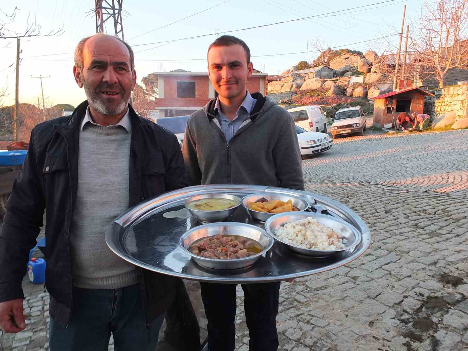 YEMEK SERVİSİ
