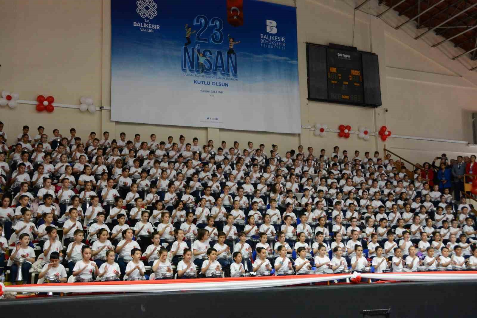 23 NİSAN ULUSAL EGEMENLİK VE ÇOCUK BAYRAMI KUTLAMALARINDA ERCAN KIVRAK