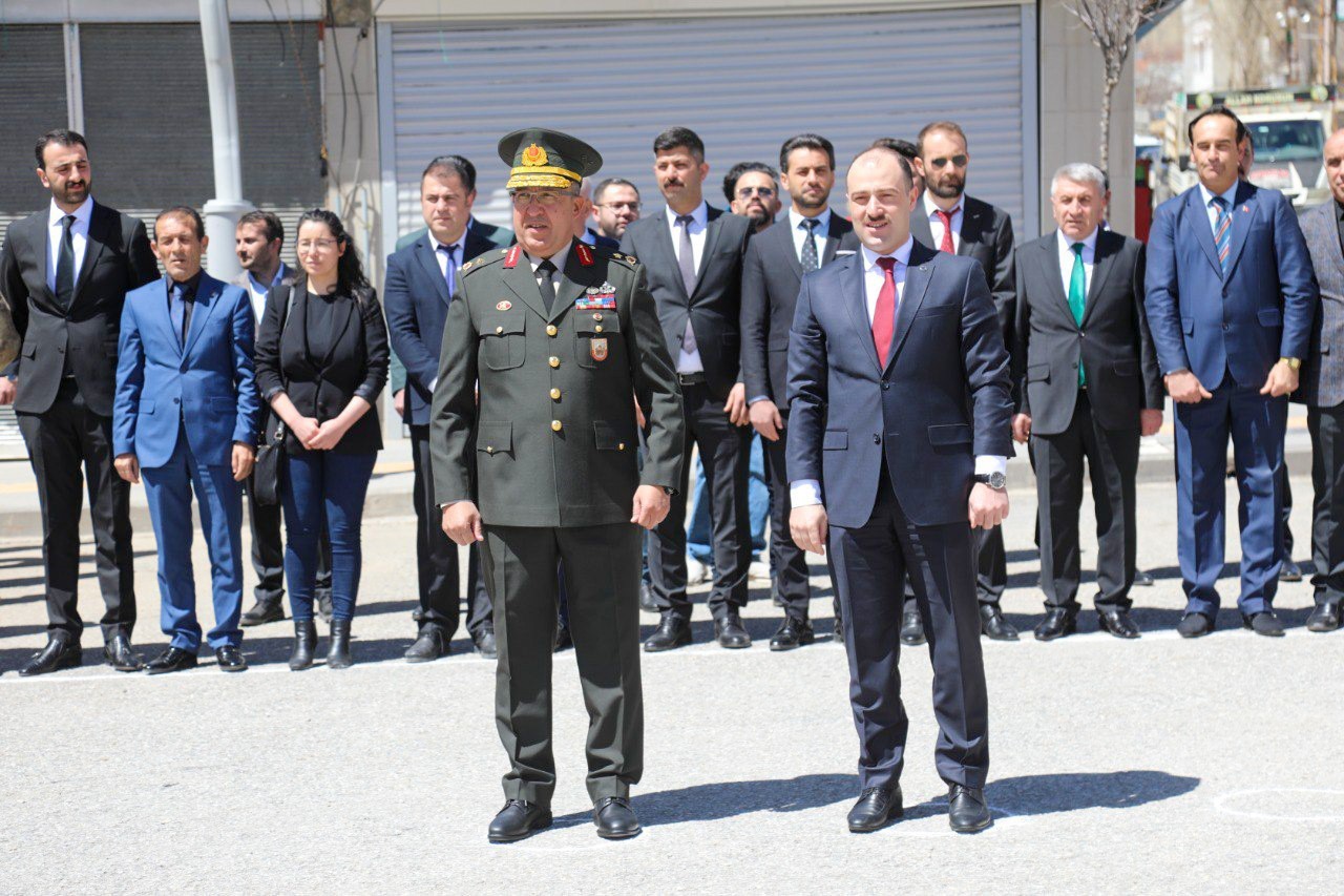 VAN'IN BAŞKALE İLÇESİNİN DÜŞMAN İŞGALİNDEN KURTULUŞUNUN 105'İNCİ YIL DÖNÜMÜ TÖRENLE