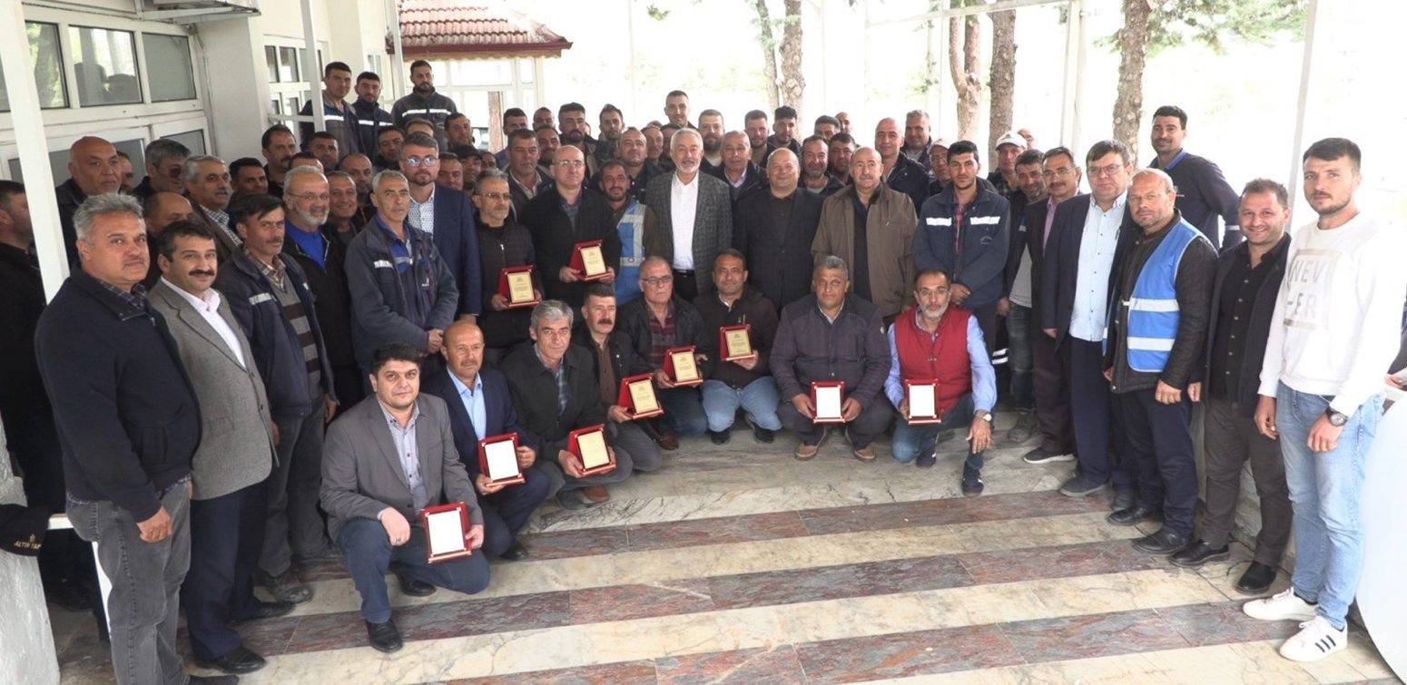 ISPARTA BELEDİYE BAŞKANI ŞÜKRÜ BAŞDEĞİRMEN, SU VE KANALİZASYON İŞLERİ MÜDÜRLÜĞÜNDE