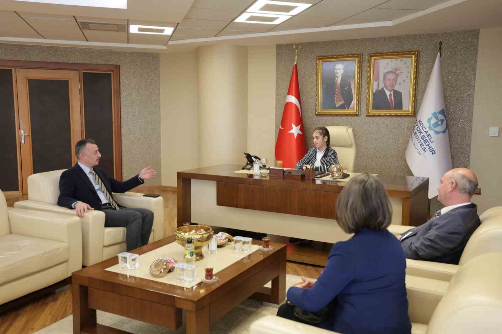 KOCAELİ BÜYÜKŞEHİR BELEDİYE BAŞKANI TAHİR BÜYÜKAKIN, 23 NİSAN ULUSAL EGEMENLİK