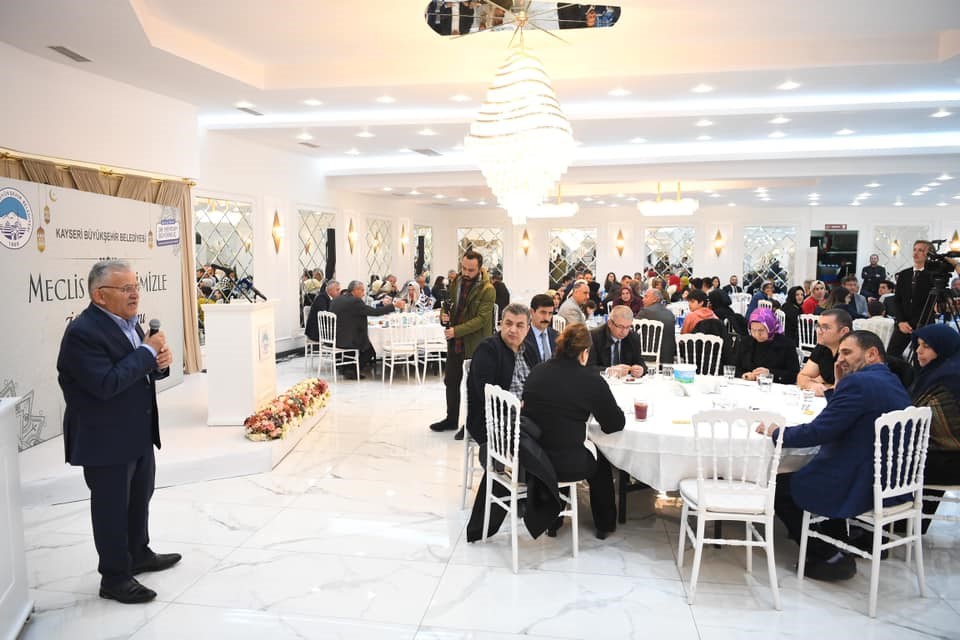 KAYSERİ BÜYÜKŞEHİR BELEDİYE BAŞKANI DR. MEMDUH BÜYÜKKILIÇ, EŞİ DR. NECMİYE