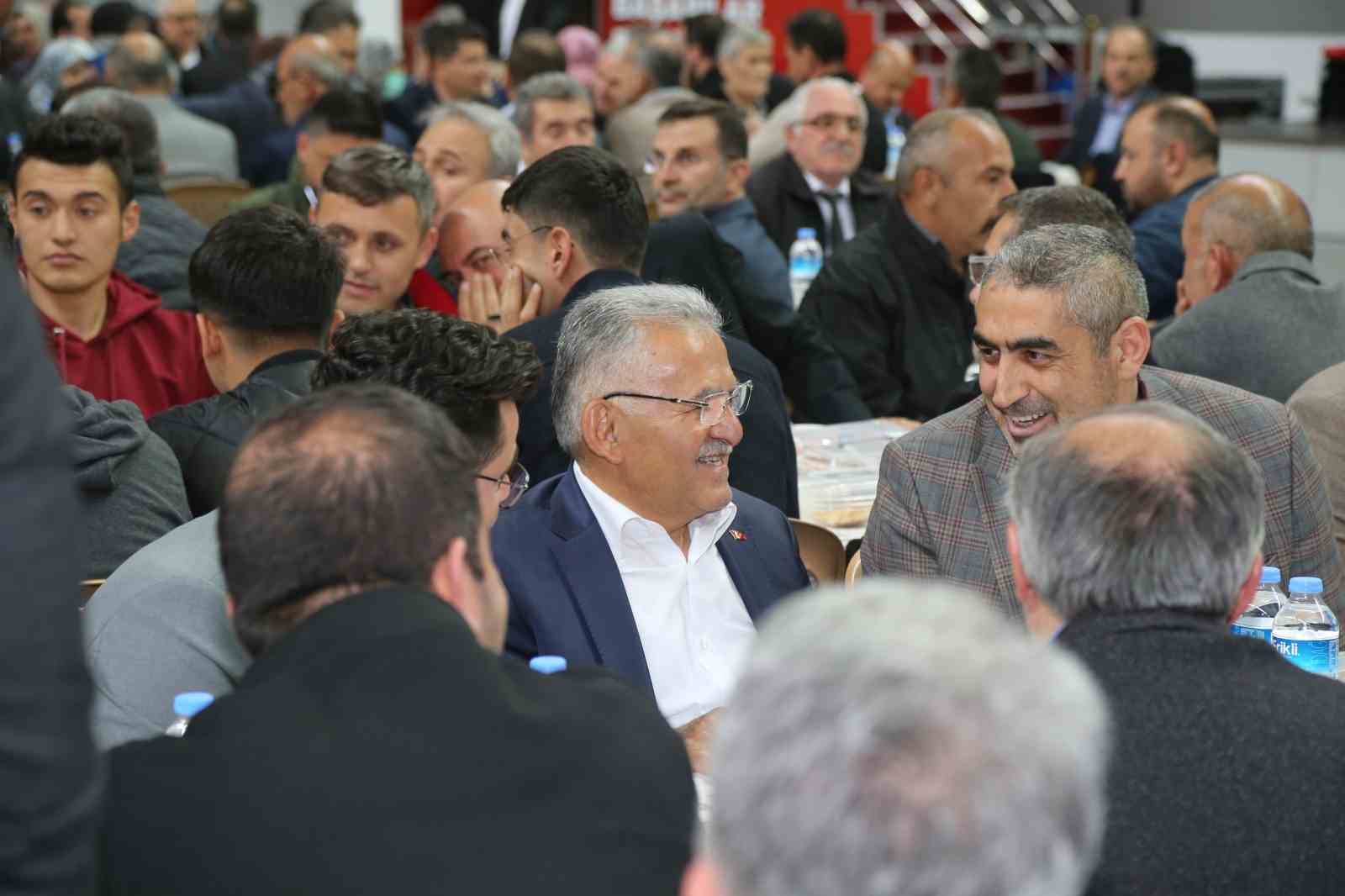 KAYSERİ BÜYÜKŞEHİR BELEDİYE BAŞKANI DR. MEMDUH BÜYÜKKILIÇ, MİLLİ SAVUNMA BAKANI