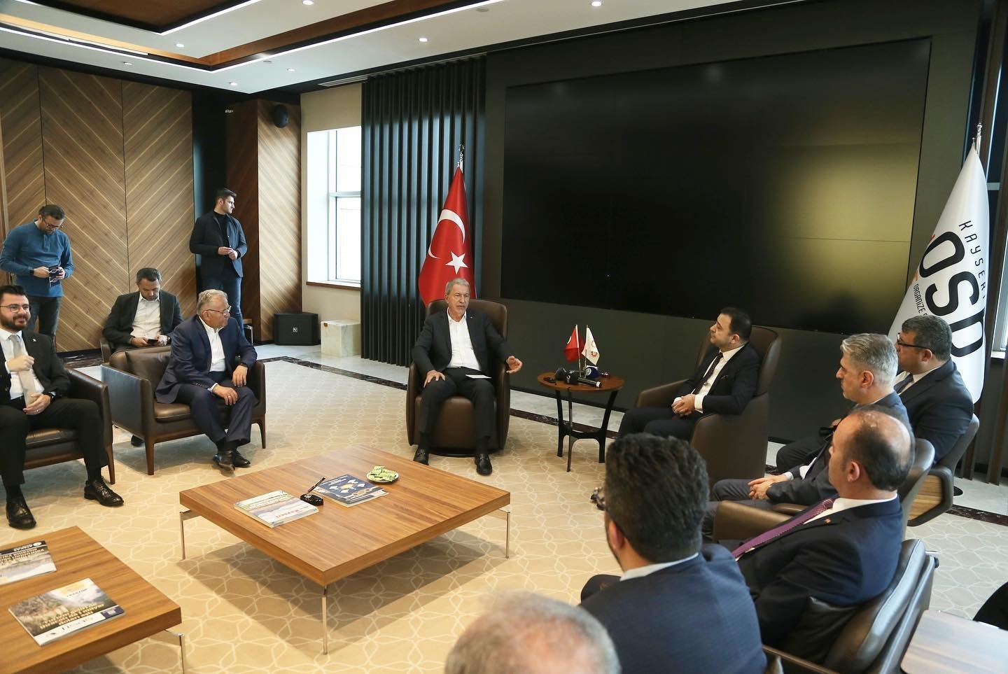 KAYSERİ BÜYÜKŞEHİR BELEDİYE BAŞKANI DR. MEMDUH BÜYÜKKILIÇ, MİLLİ SAVUNMA BAKANI