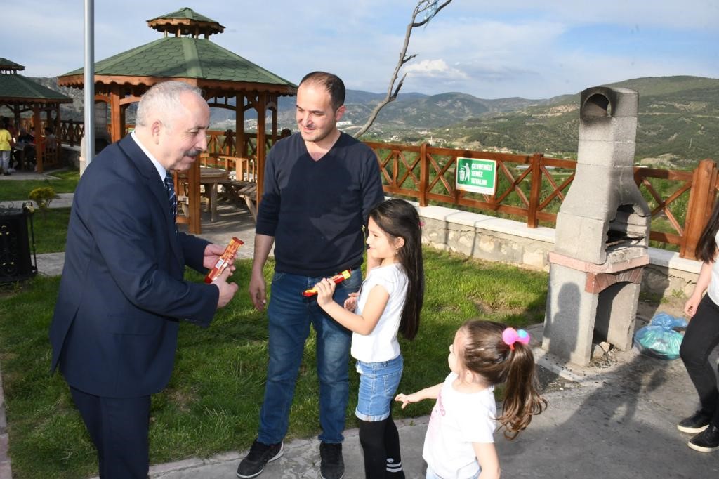 AMASYA BELEDİYE BAŞKANI DR. BAYRAM ÇELİK, AMASYA BELEDİYESİ’NİN HUMMALI ÇALIŞMALAR