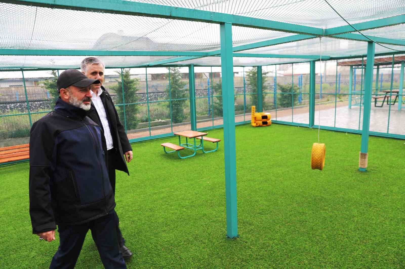 KOCASİNAN BELEDİYE BAŞKANI AHMET ÇOLAKBAYRAKDAR’IN ‘ÇEVREYE SAYGILI ŞEHİRLER’ KONU BAŞLIĞIYLA