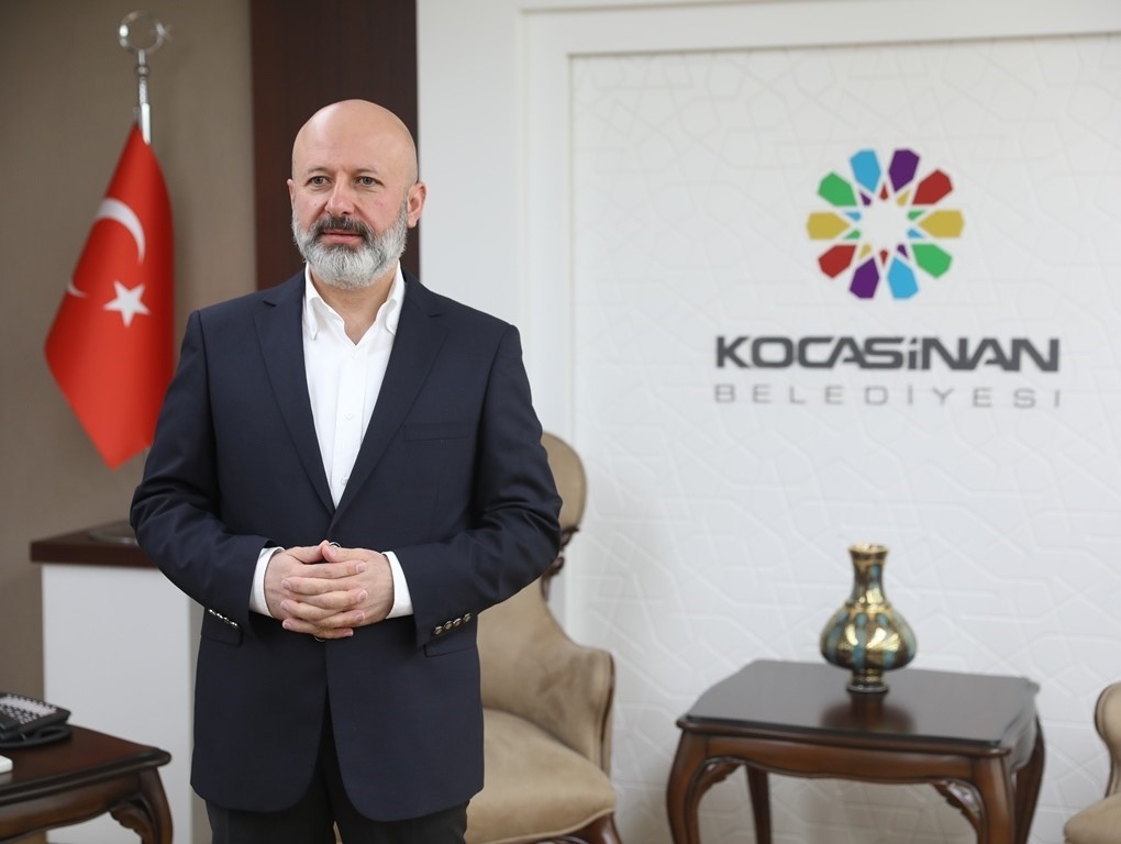 KOCASİNAN BELEDİYE BAŞKANI AHMET ÇOLAKBAYRAKDAR, ‘BİN AYDAN DAHA HAYIRLI GECE’
