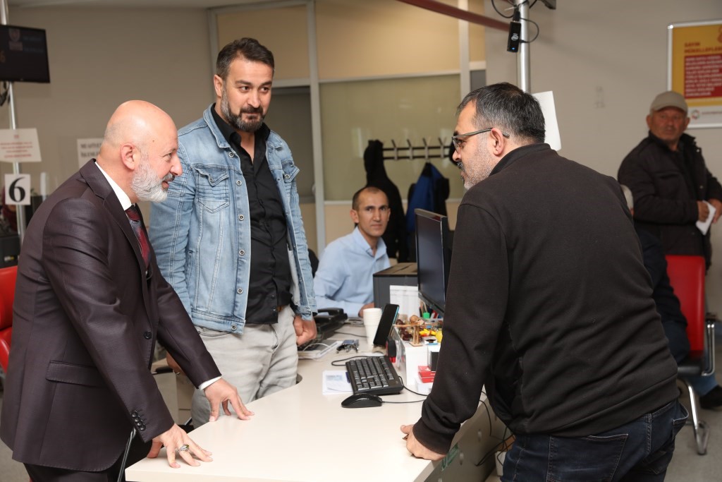 KOCASİNAN BELEDİYE BAŞKANI AHMET ÇOLAKBAYRAKDAR, BORÇ YAPILANDIRMAYLA İLGİLİ BÜYÜK KOLAYLIKLAR