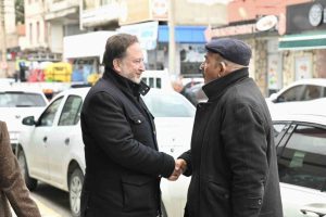 KARESİ BELEDİYE BAŞKANI DİNÇER ORKAN, EGE VE AKINCILAR MAHALLELERİNİN MUHTARLARI
