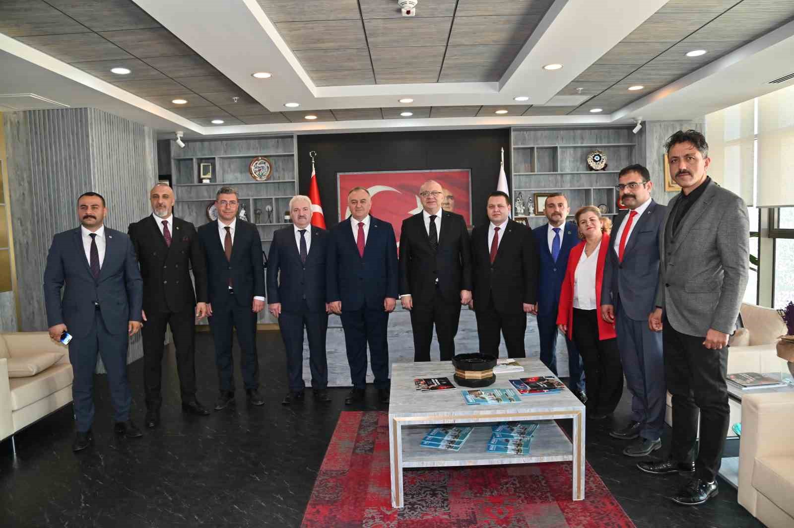 MANİSA BÜYÜKŞEHİR BELEDİYE BAŞKANI CENGİZ ERGÜN, MHP MANİSA MİLLETVEKİLİ ADAYLARINI