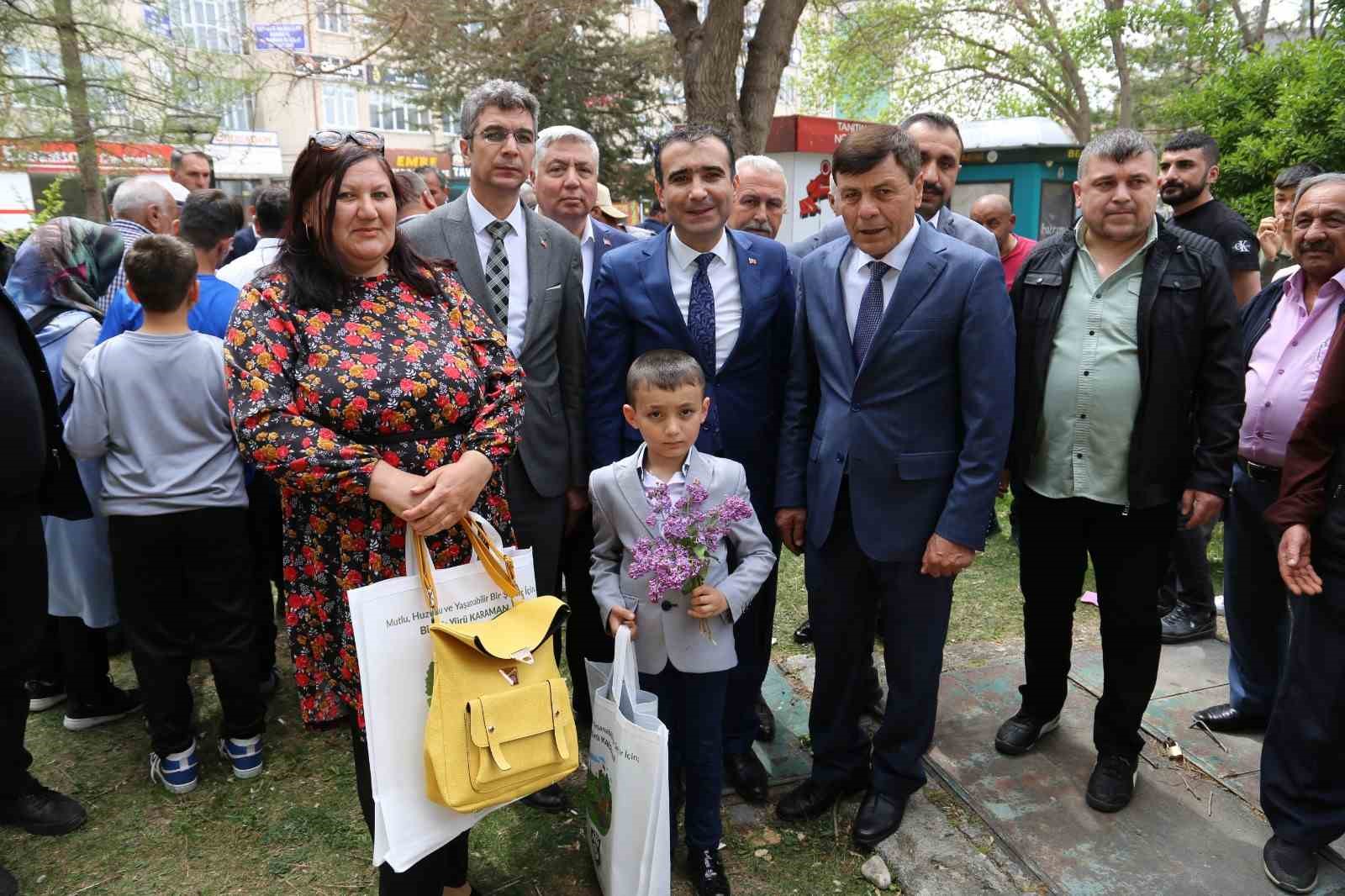 KARAMAN BELEDİYE BAŞKANI SAVAŞ KALAYCI, DÜZENLENEN BAYRAMLAŞMA PROGRAMINDA BELEDİYE PERSONELİ