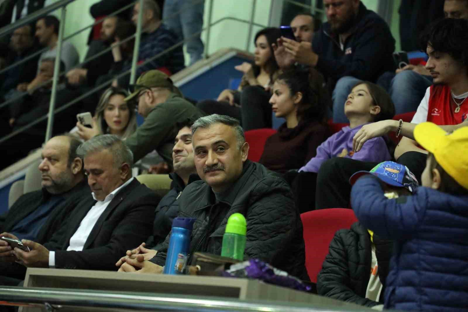 DEVELİ BELEDİYE BAŞKANI VE DEVELİ BELEDİYESPOR VOLEYBOL KULÜBÜ BAŞKANI MEHMET