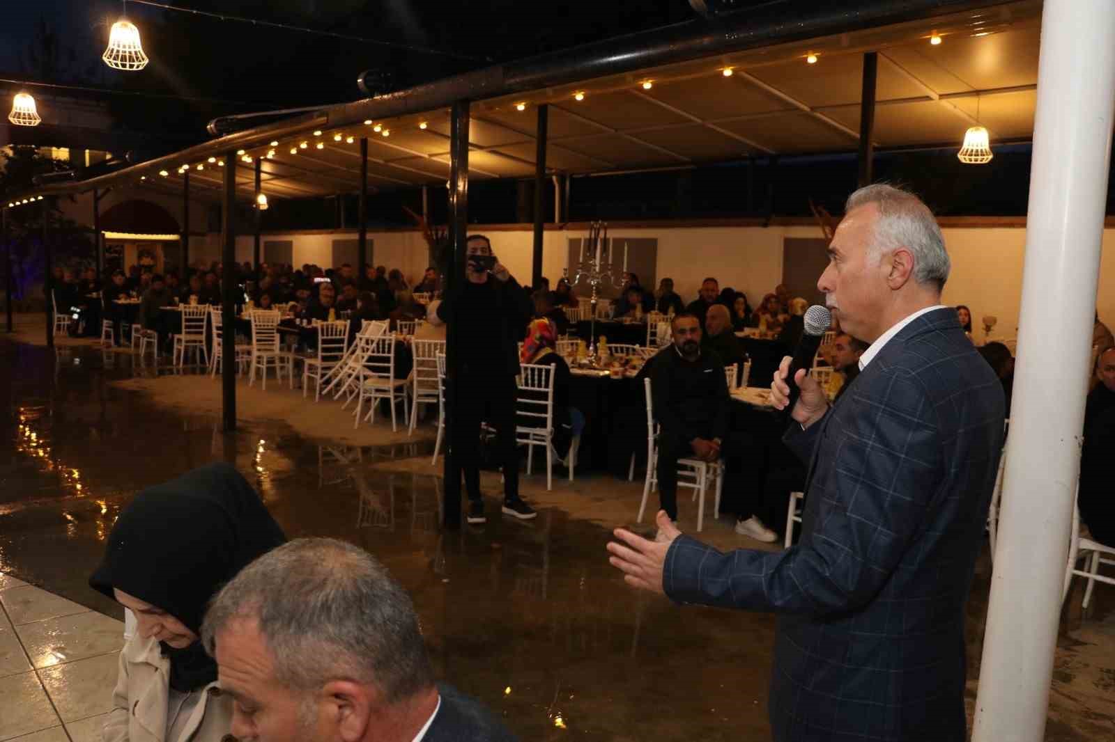 TAŞOVA BELEDİYE BAŞKANI BAYRAM ÖZTÜRK, HİZMET NOKTASINDA BELEDİYE PERSONELİNİN BÜYÜK