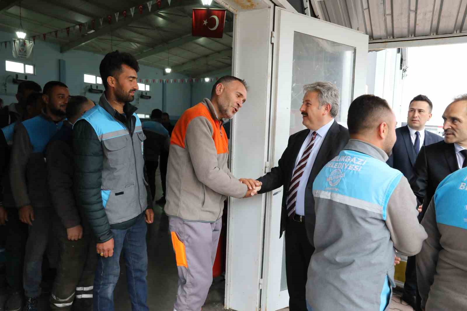 MELİKGAZİ BELEDİYE BAŞKANI DR. MUSTAFA PALANCIOĞLU, 1 MAYIS İŞÇİ BAYRAMI