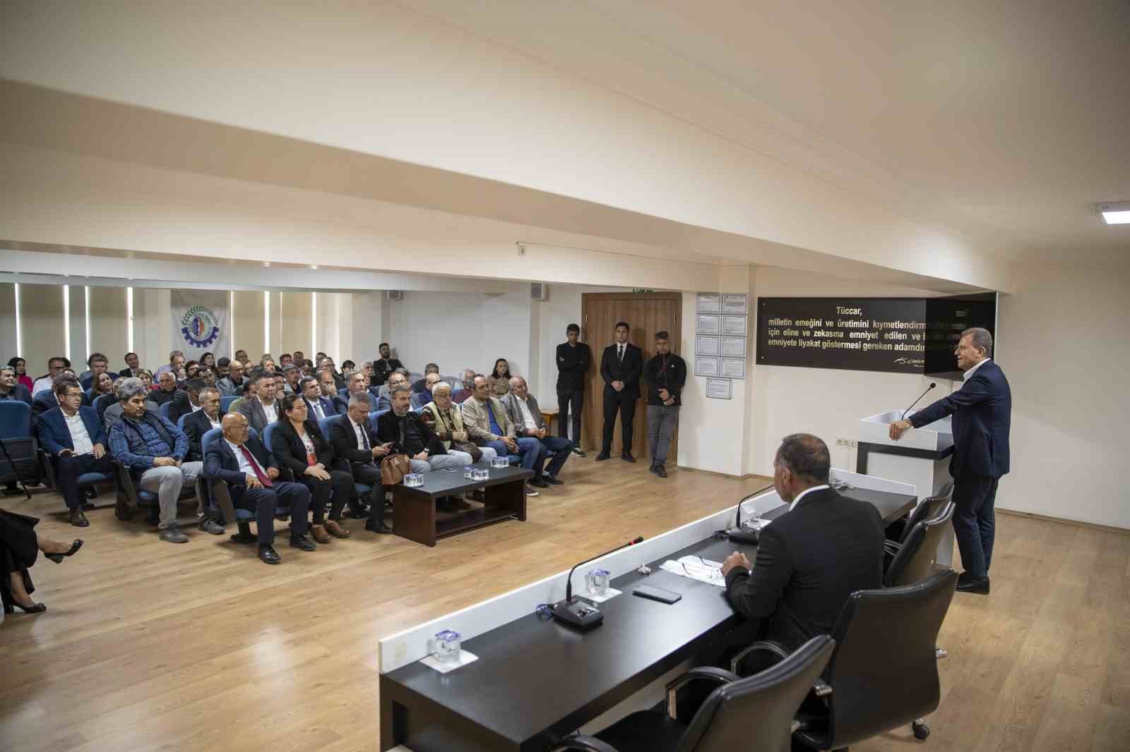 MERSİN BÜYÜKŞEHİR BELEDİYE BAŞKANI VAHAP SEÇER, SİLİFKE’YE GERÇEKLEŞTİRDİĞİ ZİYARETTE, İŞ