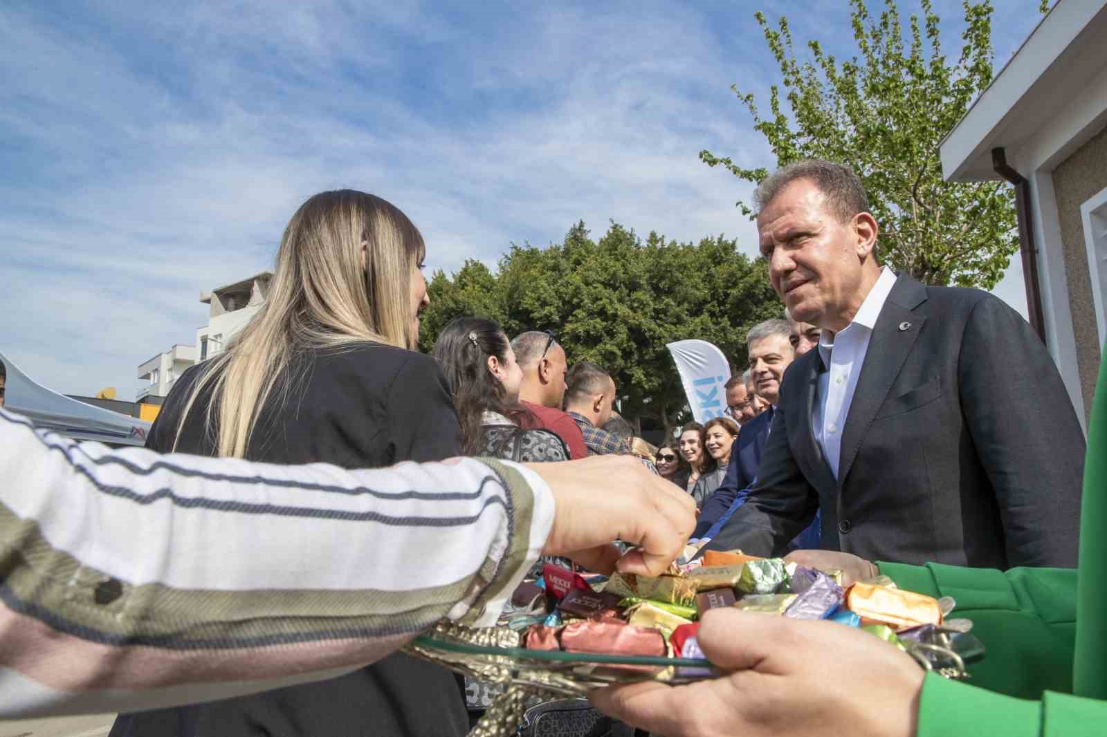 MERSİN BÜYÜKŞEHİR BELEDİYE BAŞKANI VAHAP SEÇER, RAMAZAN BAYRAMI ÖNCESİNDE MESKİ