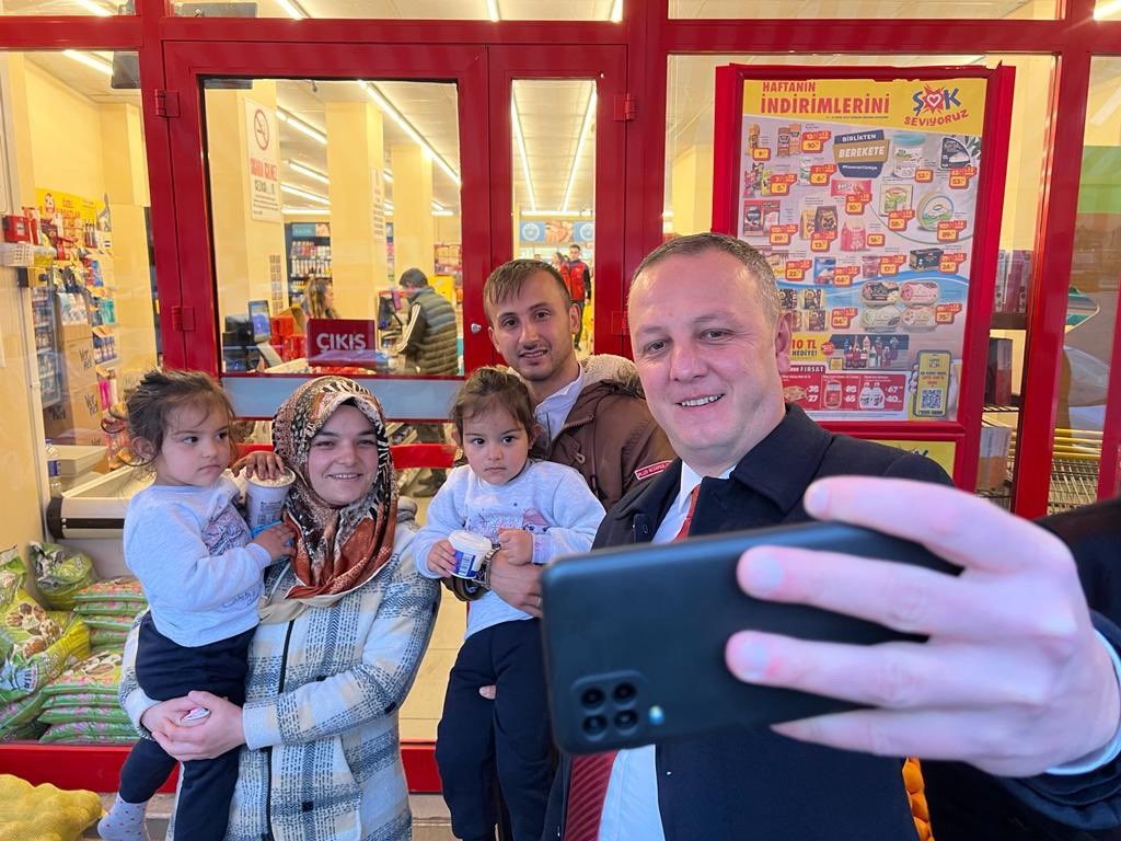 ZONGULDAK BELEDİYE BAŞKANI DR. ÖMER SELİM ALAN, BEYCUMA BELDESİNDE VATANDAŞLARLA