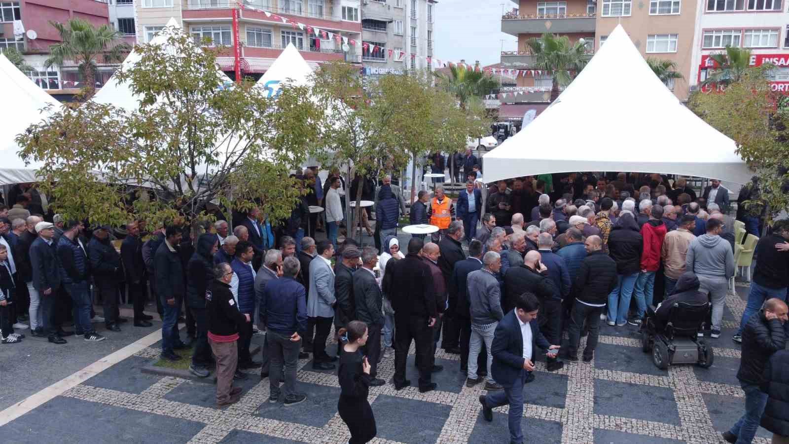 TEKKEKÖY BELEDİYE BAŞKANI HASAN TOGAR, RAMAZAN BAYRAMI’NIN BİRİNCİ GÜNÜNDE ŞEHİR