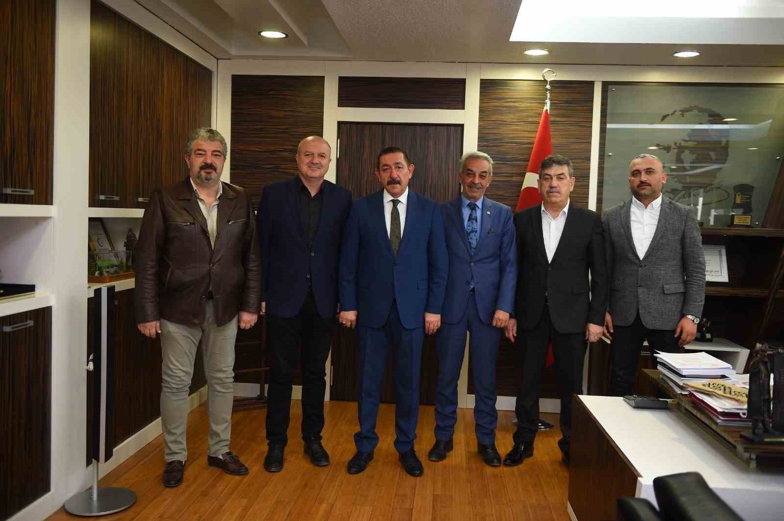 KASTAMONU BELEDİYE BAŞKANI RAHMİ GALİP VİDİNLİOĞLU, AMATÖR SPOR KULÜPLERE 150