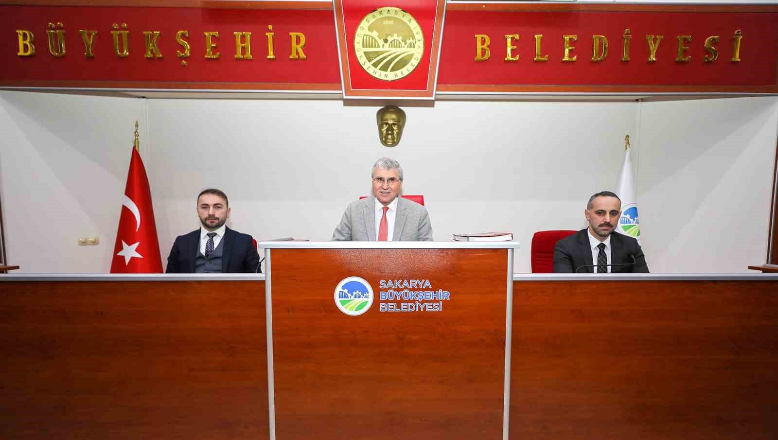 SAKARYA BÜYKÜŞEHİR BELEDİYE BAŞKANI EKREM YÜCE, NİSAN AYI OLAĞAN MECLİS
