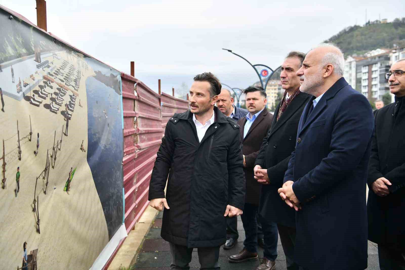 BAŞKAN ZORLUOĞLU İLÇE ZİYARETLERİNE DEVAM EDİYOR