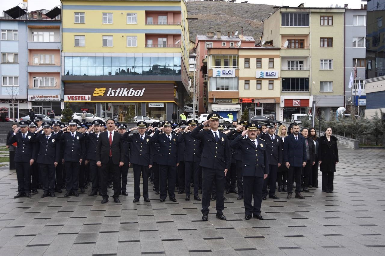 BAYBURT'TA POLİS HAFTASI TÖRENLE KUTLANDI