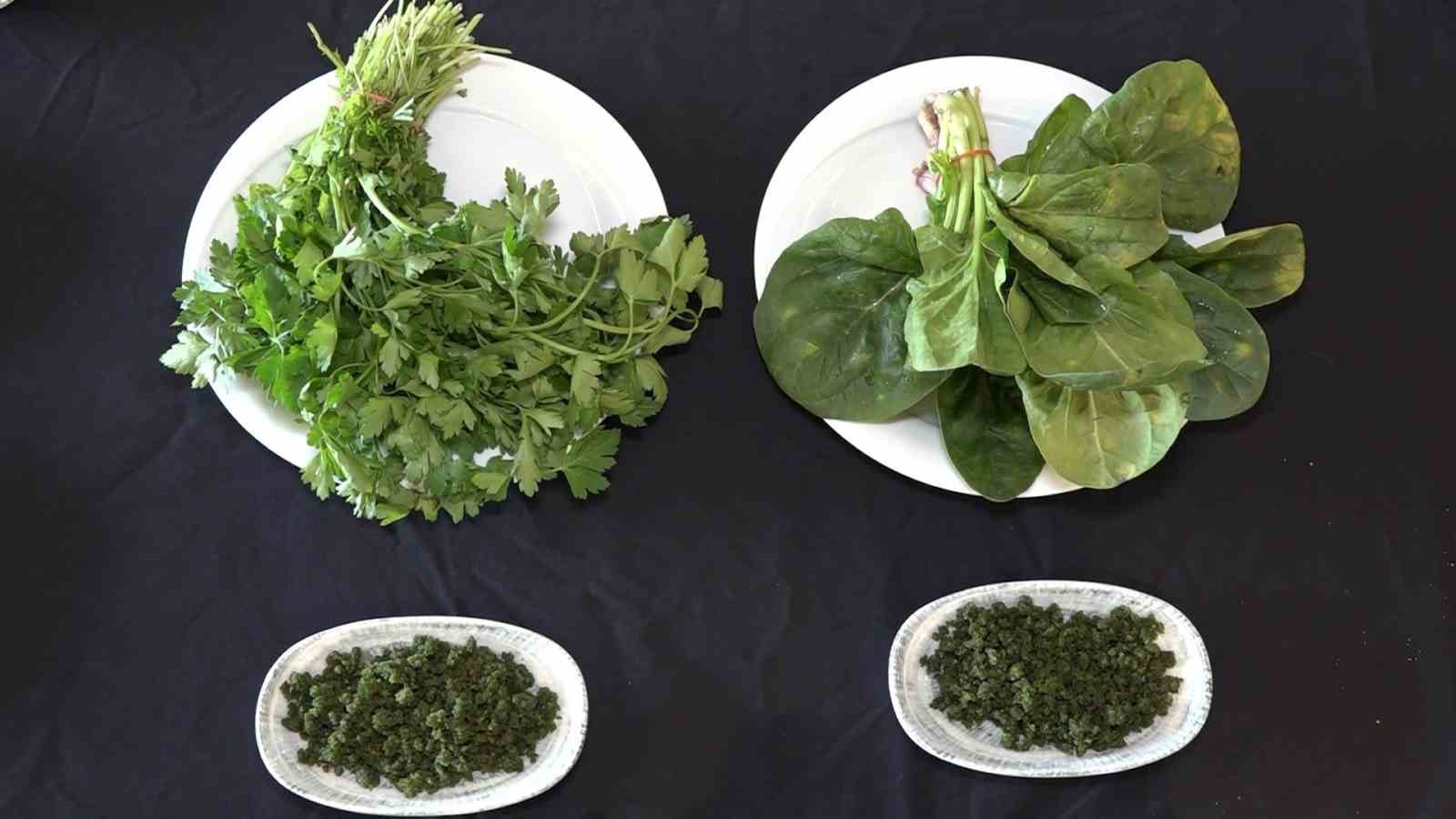 BAYRAMA SAYILI GÜNLER KALA, BAKLAVACILARI DA TATLI BİR TELAŞ SARDI.