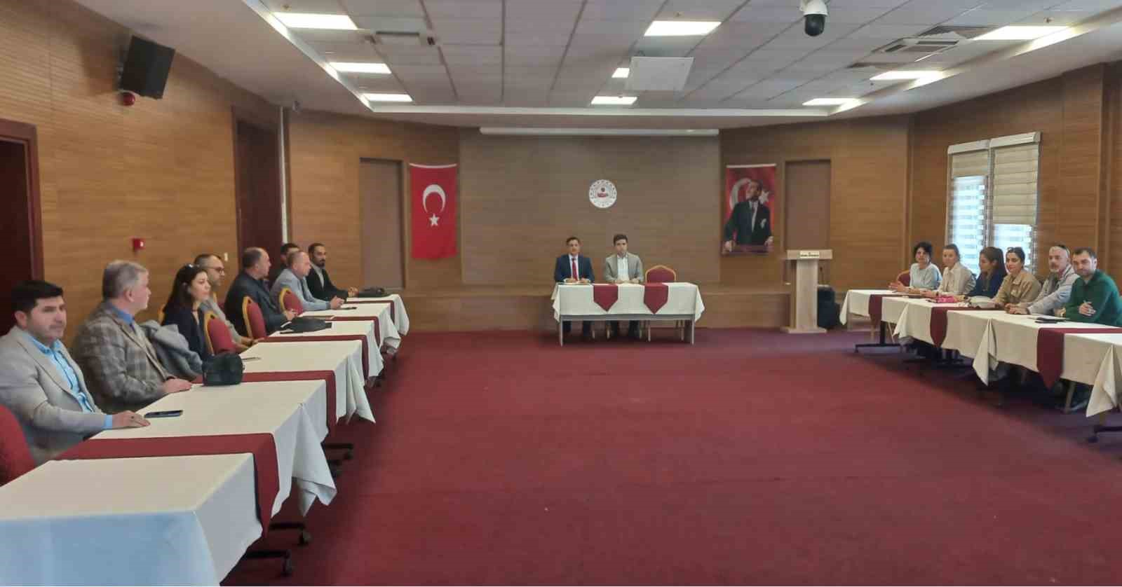 ÇANAKKALE'NİN BAYRAMİÇ İLÇESİNDE "EĞİTİMDE 3 ADIM MODELİ" KAPSAMINDA ÖZEL YETENEK