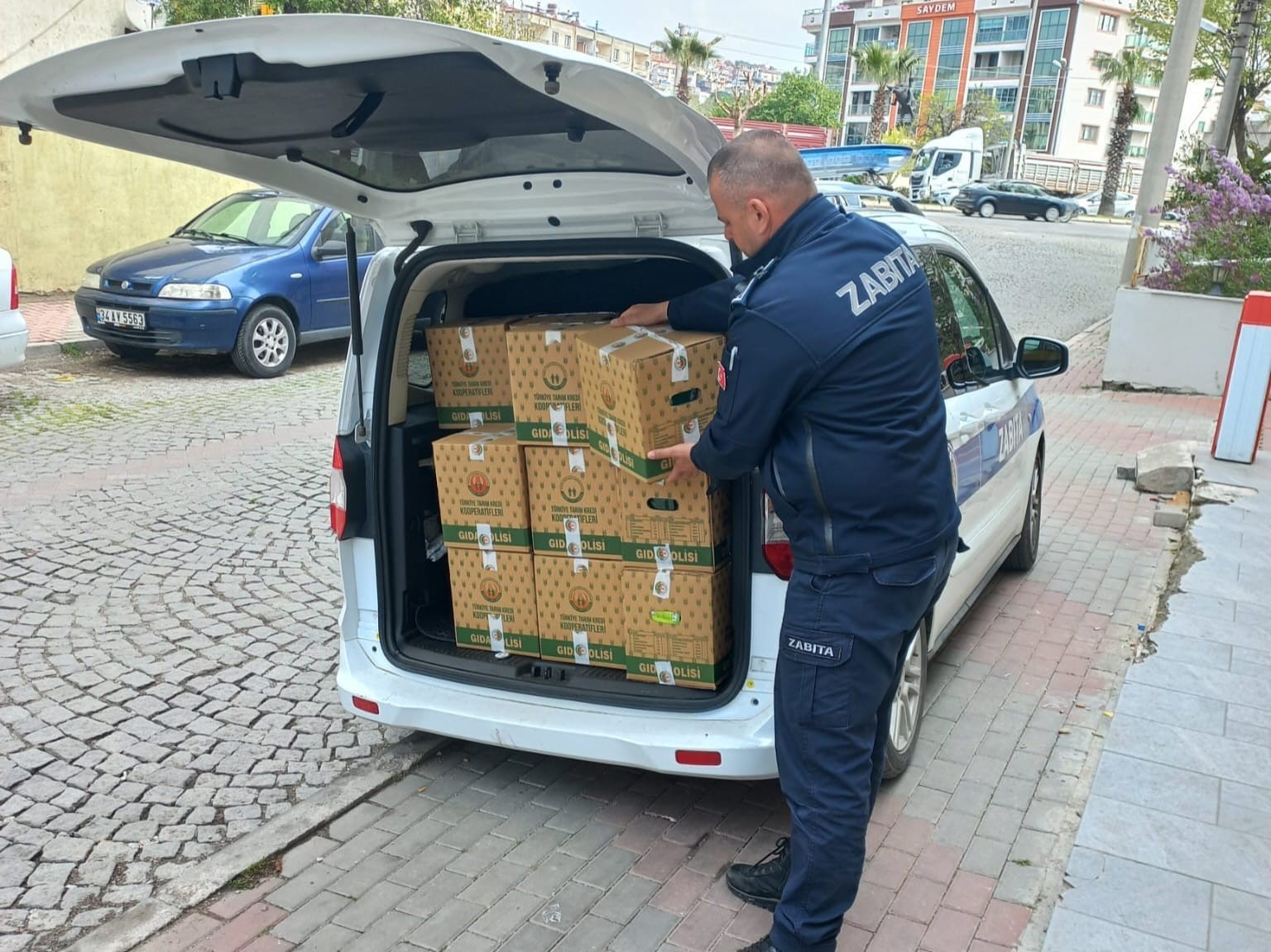 BERGAMA BELEDİYESİ TARAFINDAN İLÇEDE BULUNAN 137 MAHALLEDE İKAMET EDEN İHTİYAÇ
