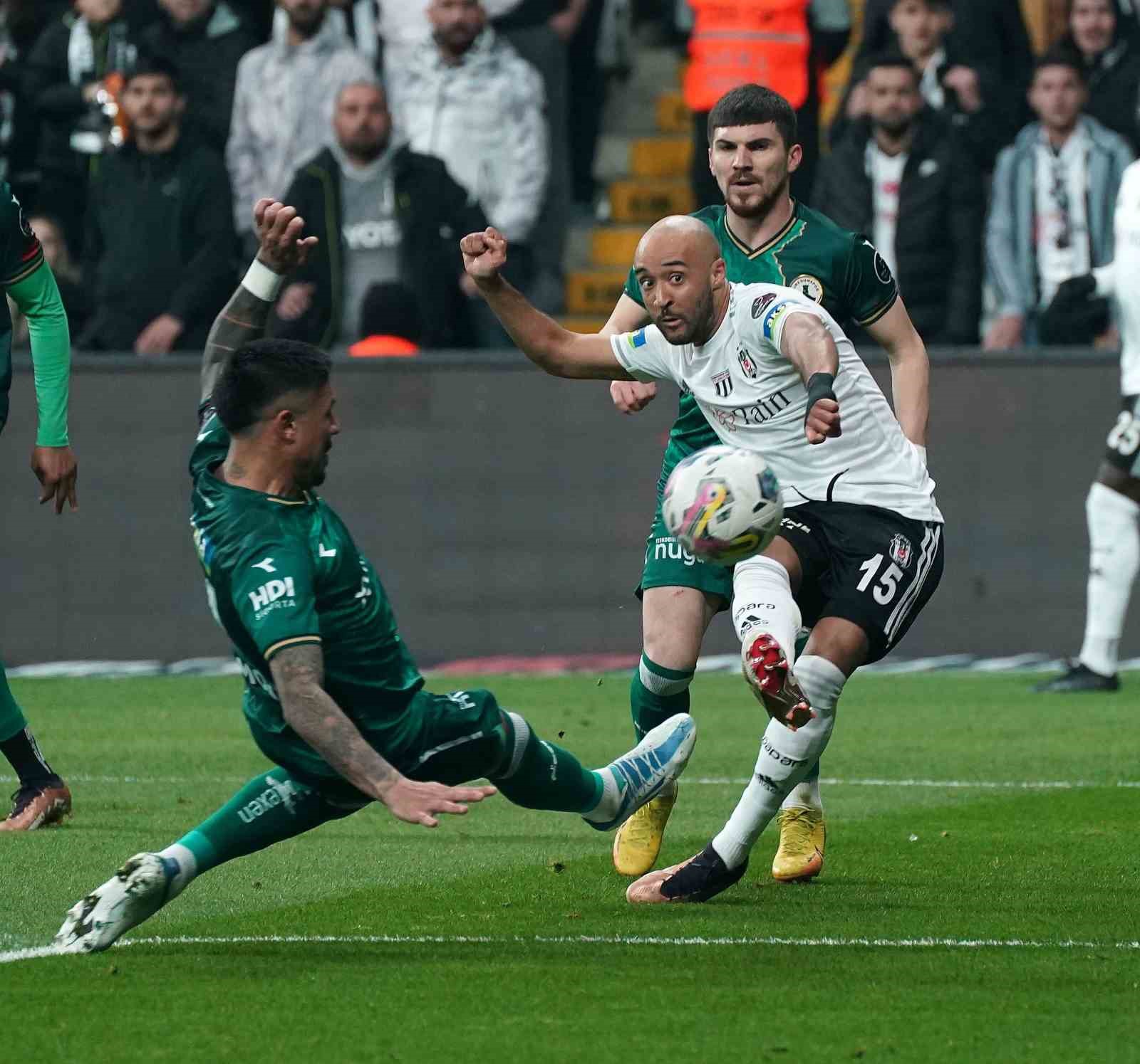 BEŞİKTAŞ’IN İNGİLİZ FUTBOLCUSU NATHAN REDMOND, GİRESUNSPOR MAÇINDA ATTIĞI TEK GOLLE