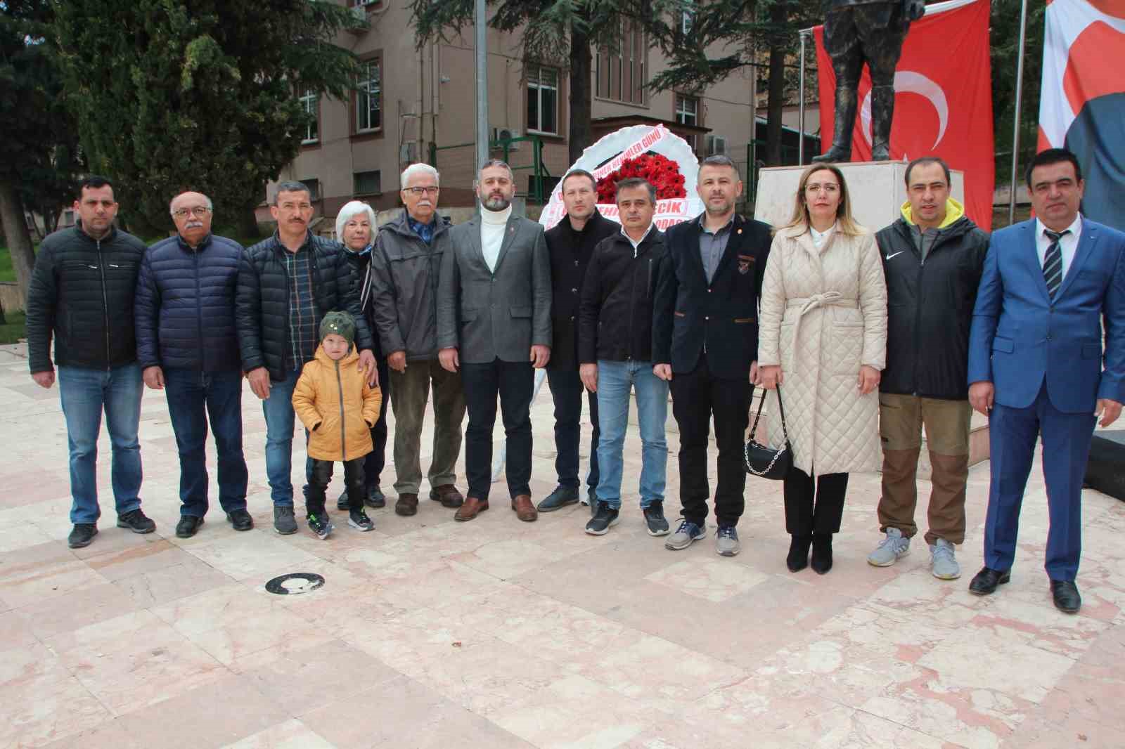 BİLECİK'TE DÜNYA VETERİNER HEKİMLER GÜNÜ KUTLANDI