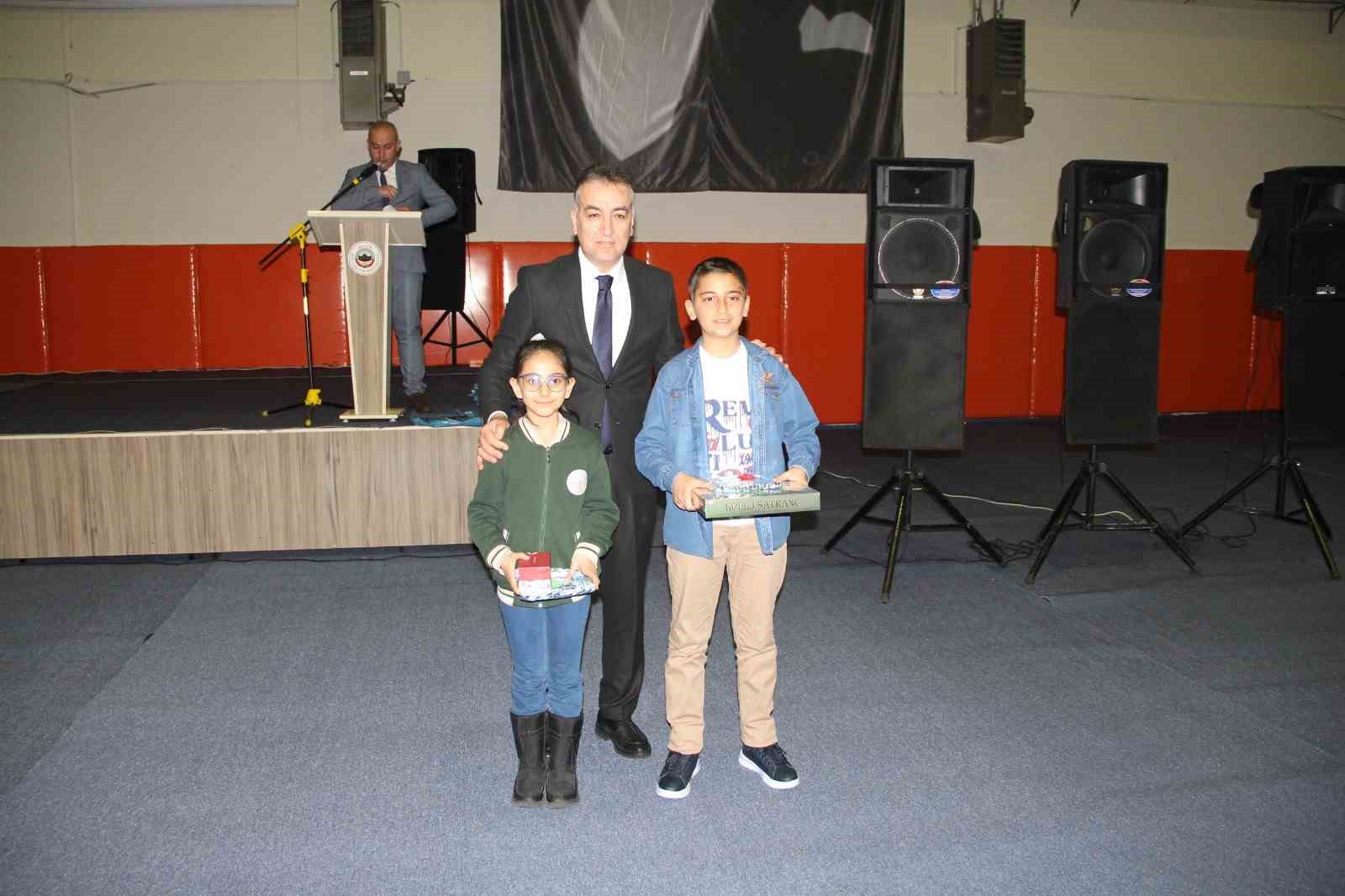 BİTLİS’TE 23 NİSAN ULUSAL EGEMENLİK VE ÇOCUK BAYRAMI COŞKUYLA KUTLANDI.