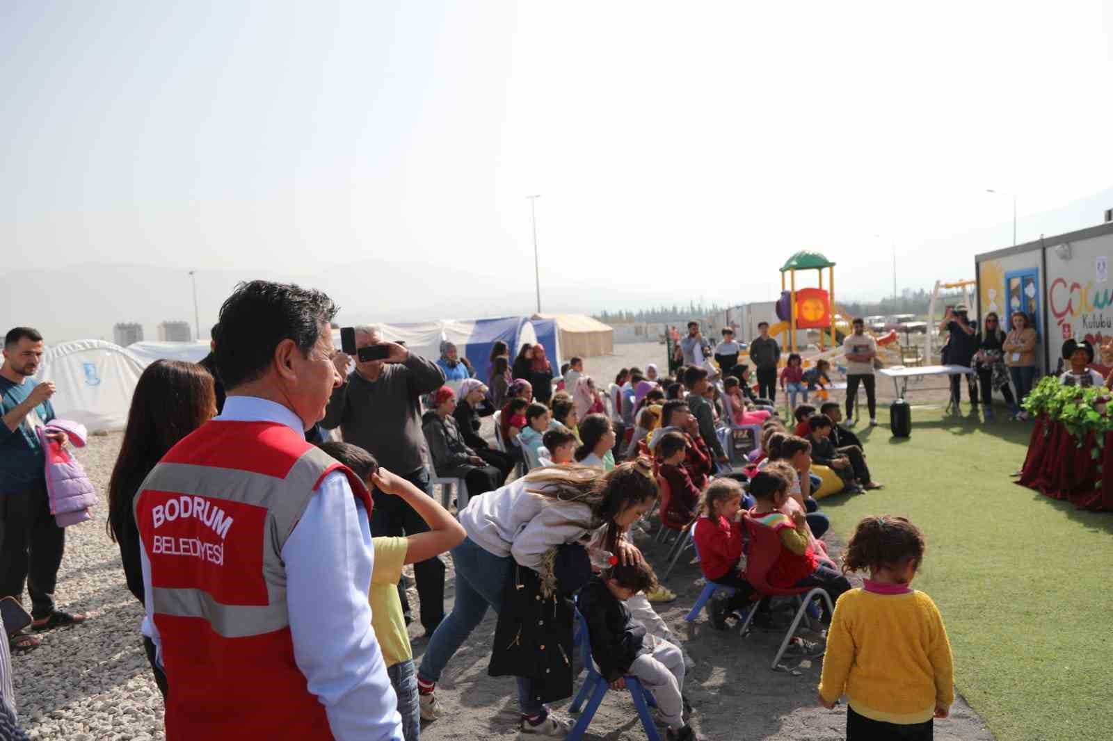 BODRUM BELEDİYESİ, HATAY ARSUZ DOSTLUK KENTİ’NDE DEPREM MAĞDURU VATANDAŞLARIN BARINMA