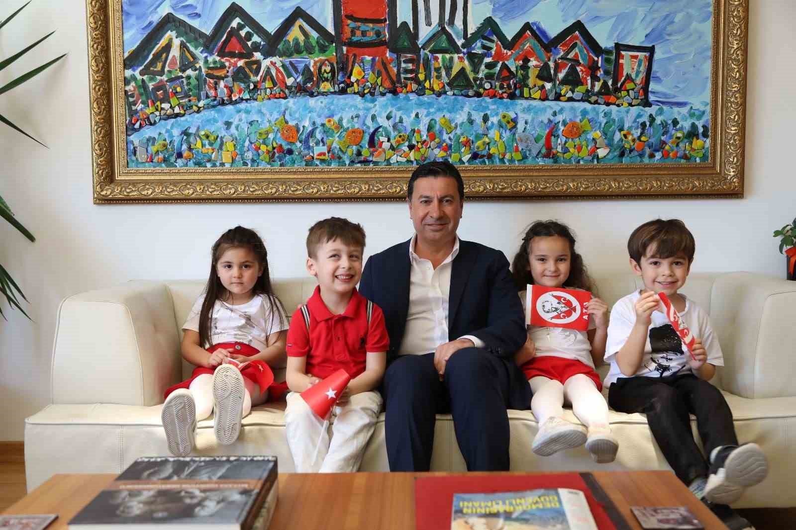 BODRUM’DA 23 NİSAN ŞENLİKLERİ