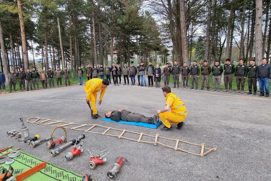 BOLU'DA HAVALARIN ISINMASIYLA BERABER OLASI ORMAN YANGINLARININ ÖNÜNE GEÇMEK AMACIYLA
