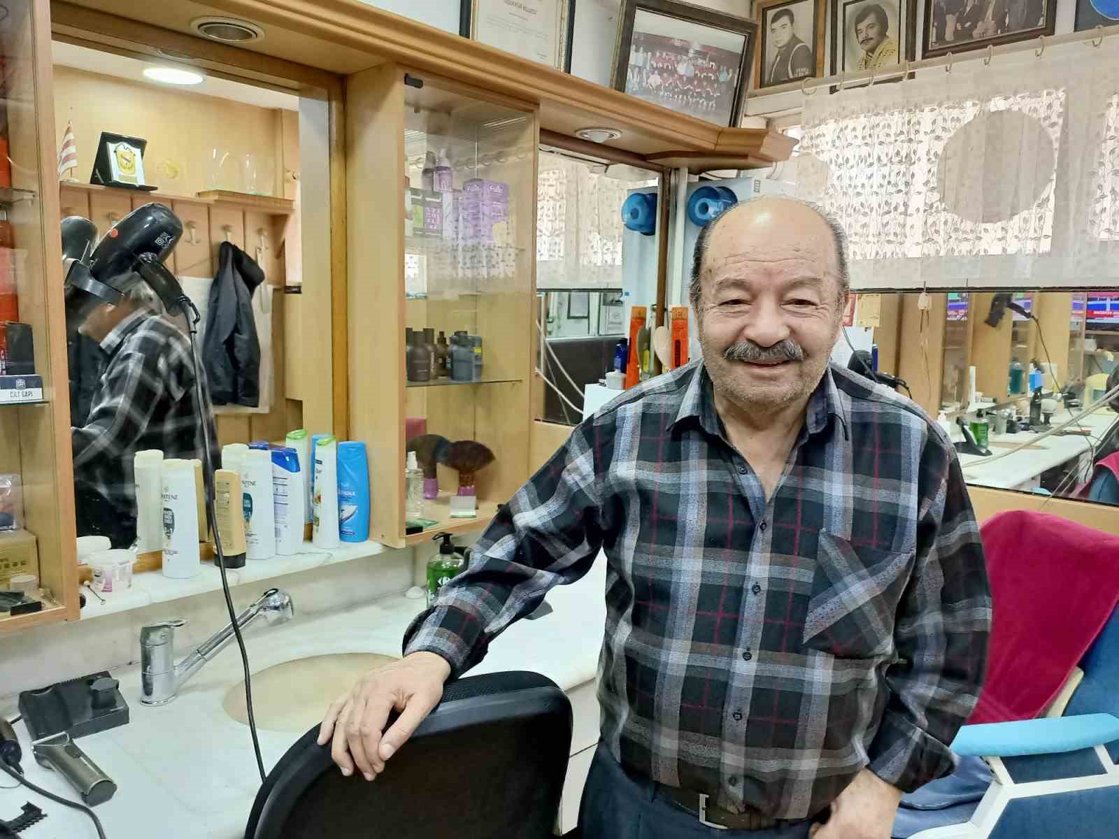 73 YAŞINDAKİ SELAHATTİN VARLIK, 55 YIL ÖNCE AÇARAK İŞLETMEYE BAŞLATTIĞI