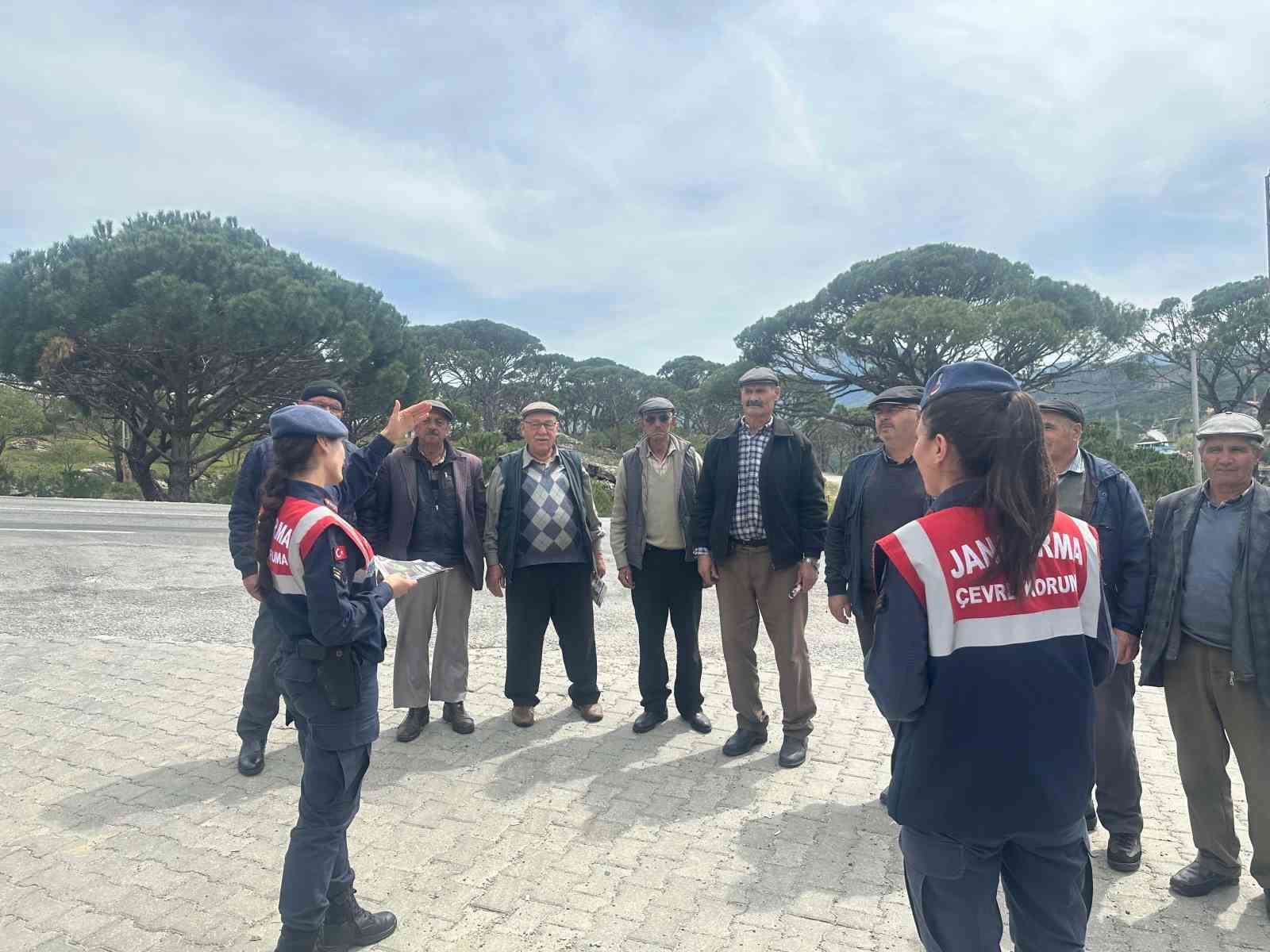 BOZDOĞAN’DA VATANDAŞLAR ORMAN YANGINLARINA KARŞI BİLGİLENDİRİLDİ