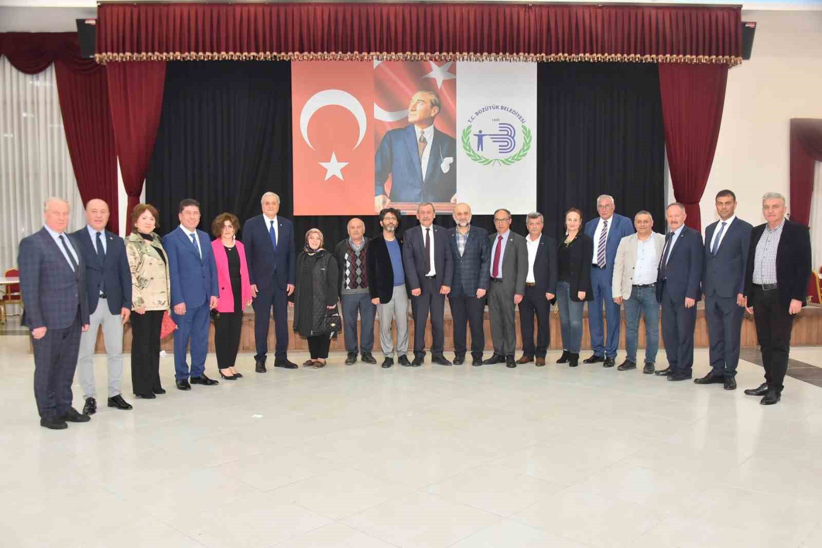 BOZÜYÜK BELEDİYESİ’NİN İFTAR YEMEĞİNDE BULUŞTULAR