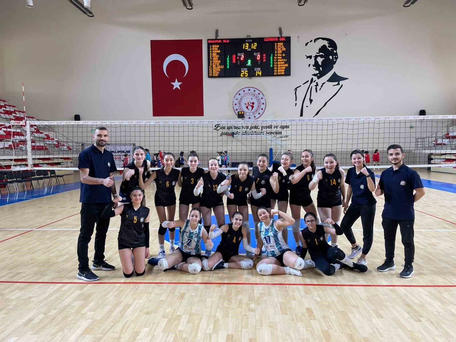 YILDIZ KIZLAR ESKİŞEHİR GRUBUNU 2.SIRADA TAMAMLADI