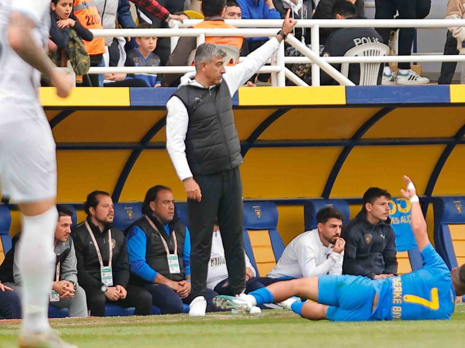 BUCASPOR 1928, SAİT KARAFIRTINALAR’LA ÇIKIŞINI SÜRDÜRÜYOR