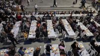 Burhaniye’de 5000 kişilik iftar yemeği