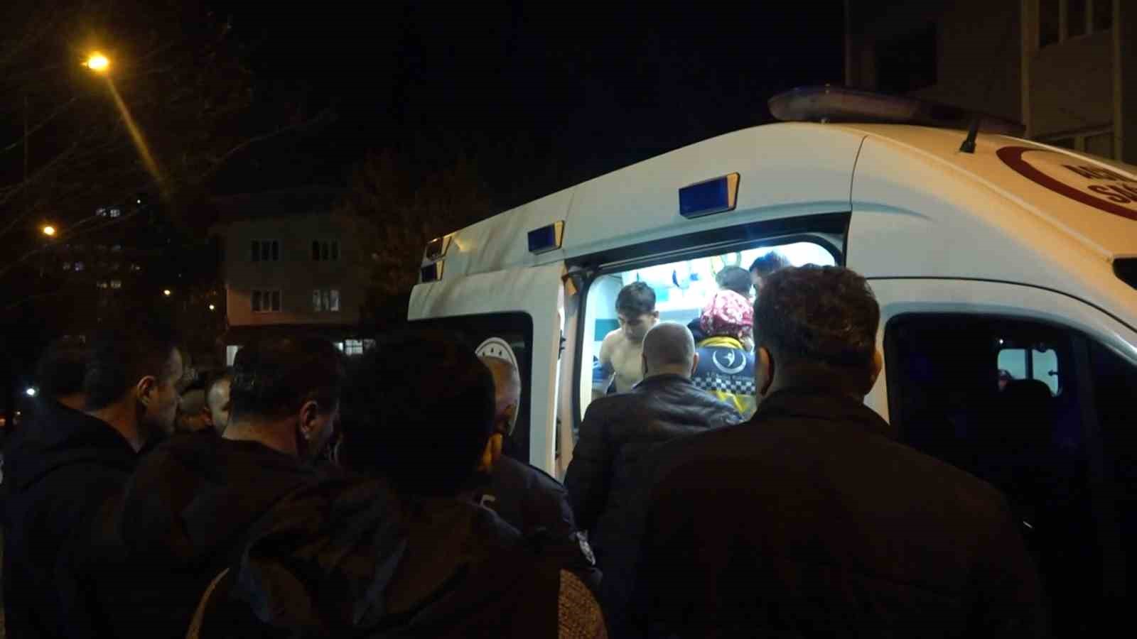 BURSA’DA ALACAK VERECEK MESELESİ NEDENİYLE İKİ GURUP ARASINDA TARTIŞMA ÇIKTI.