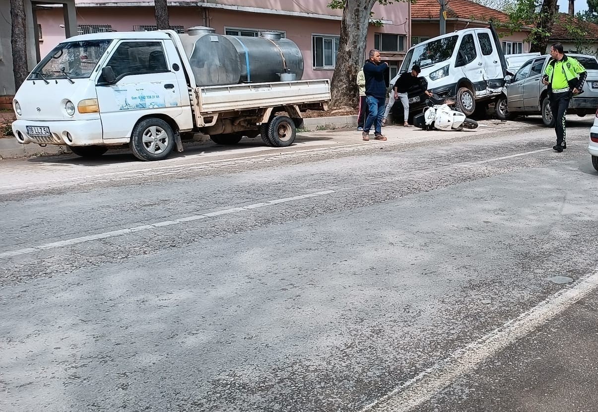 BURSA'NIN YENİŞEHİR İLÇESİNDE MEYDANA GELEN KAZADA 1 KİŞİ HAYATINI KAYBEDERKEN,