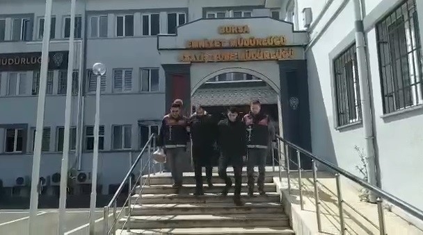 BURSA'DA HIRSIZLIK ÇETESİNİN SONU CEZAEVİ OLDU