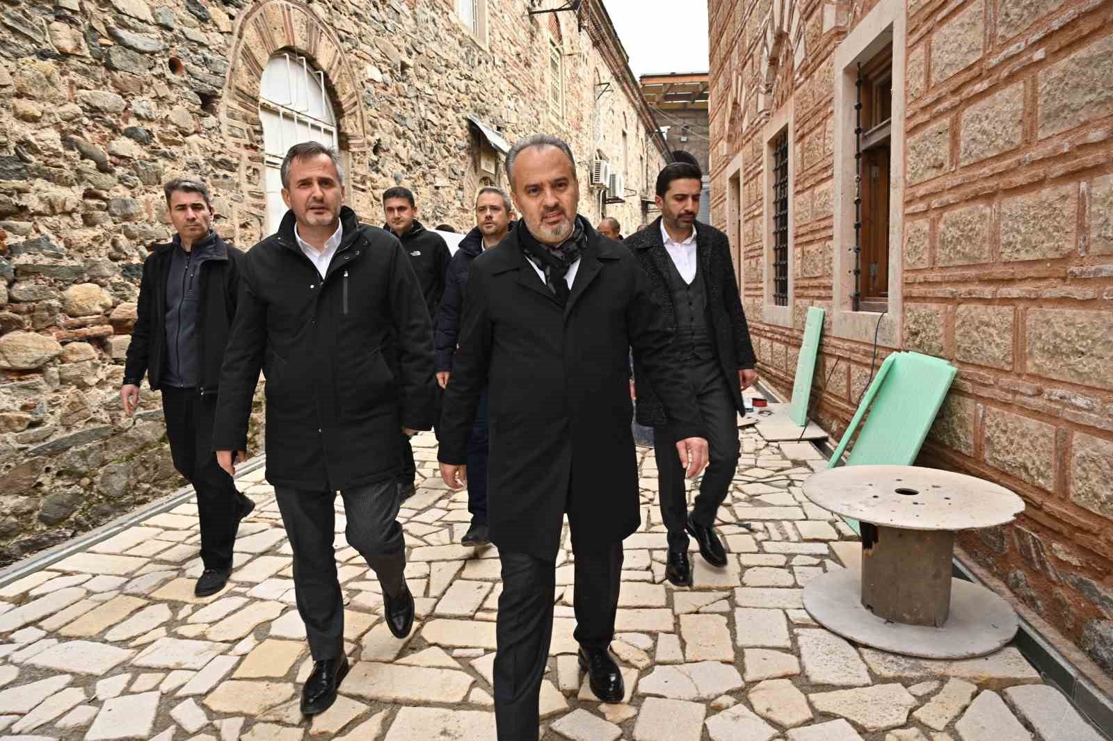 BURSA’DA TARİH MEYDANA ÇIKIYOR