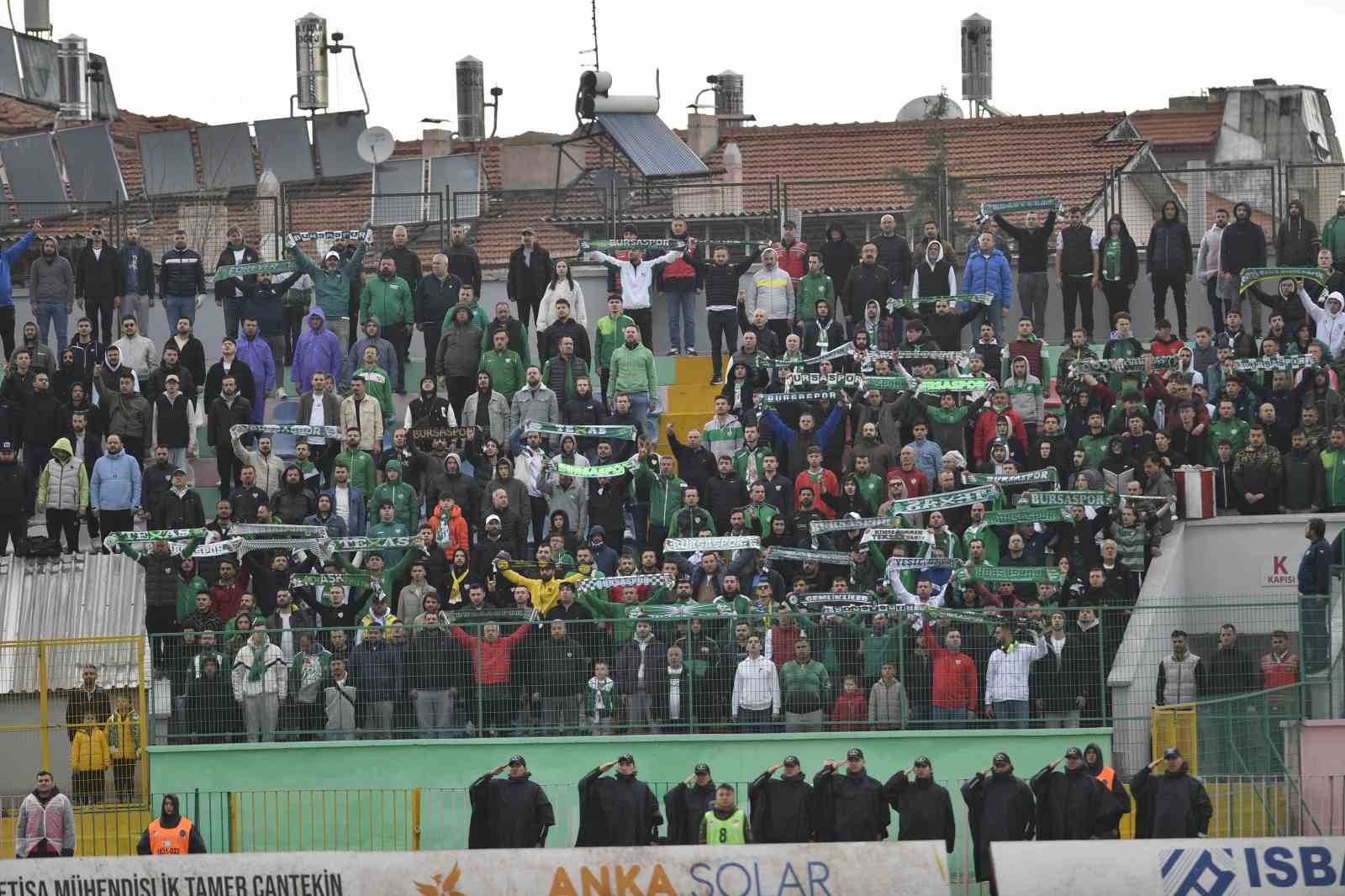 BURSASPOR, ISPARTA 32 SPOR MAÇI SONRASI PFDK'YA SEVK EDİLDİ.