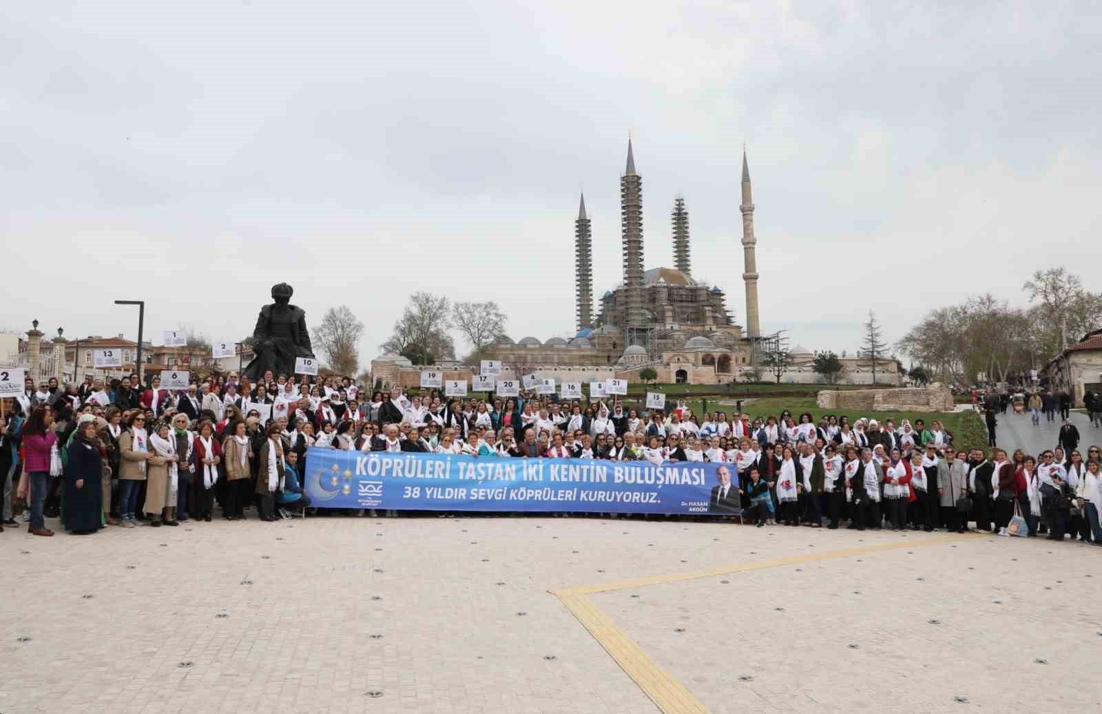 BÜYÜKÇEKMECELİ KADINLAR İÇİN “EDİRNE RAMAZAN GEZİSİ” DÜZENLENDİ