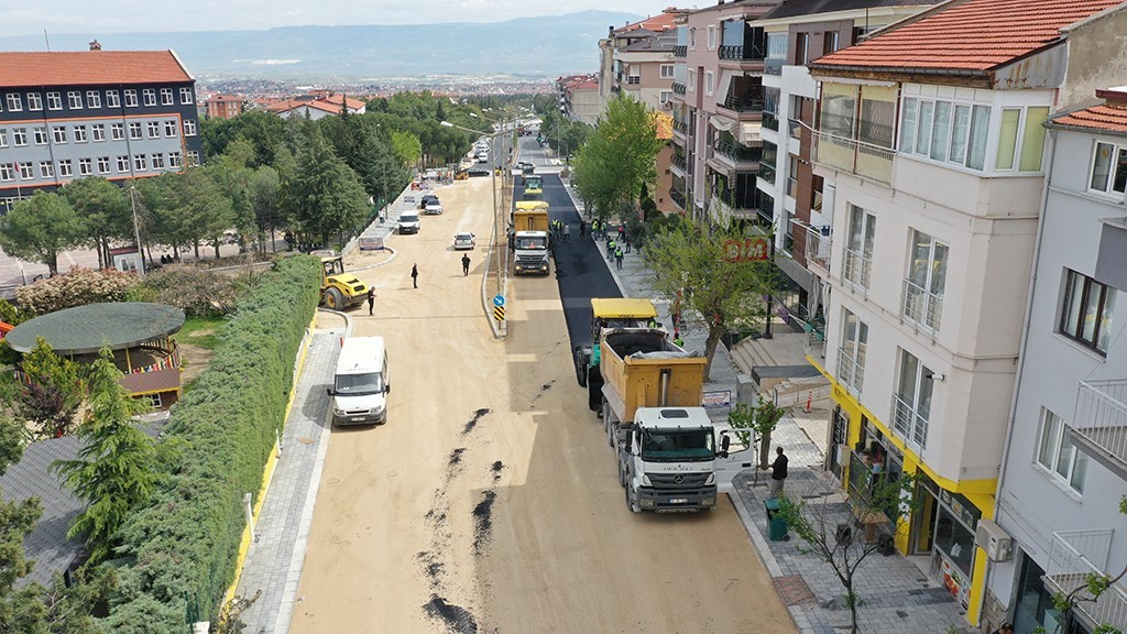 DENİZLİ BÜYÜKŞEHİR BELEDİYESİ, ŞEHRİN ÖNEMLİ ARTERLERİNDEN BİRİ OLAN İBRAHİM CENGİZ