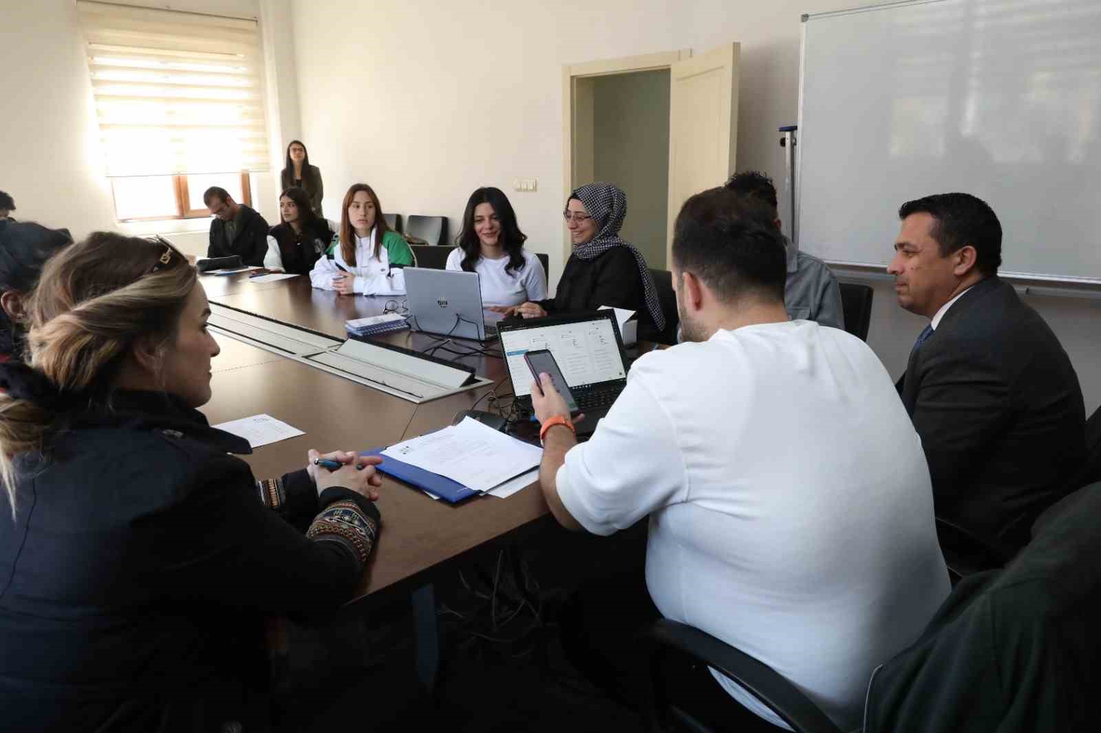 KAYSERİ BÜYÜKŞEHİR BELEDİYESİ, ULUSAL STAJ PROGRAMI KAPSAMINDA BELEDİYEDE STAJ YAPMAK